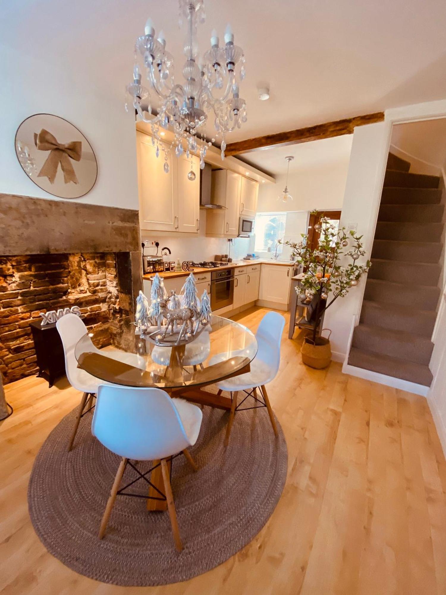 The Tenth House, Grade II Listed Georgian Town House, Wirksworth, Derbyshire, Peak District Cottage, Sleeps 4 외부 사진